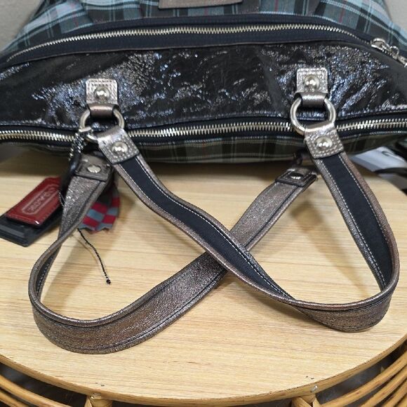 Coach Poppy Tartan Glamour Tote with Matching Wallet - Picture 10 of 16